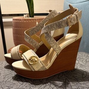 Michael Kors MK Carmen Logo Beige and Brown Wedge Sandals NWOT 6.5